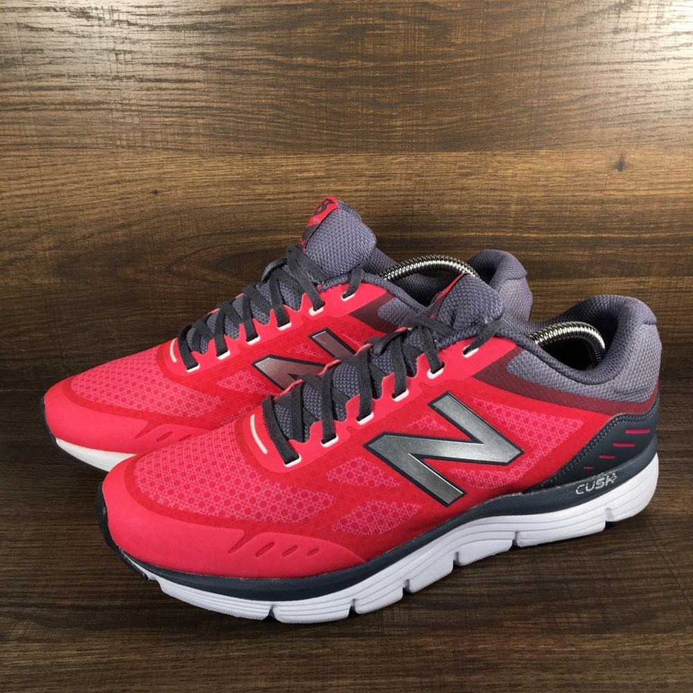 New Balance Women’s 775v3 Pink Athletic Sneakers - Picture 2 of 9
